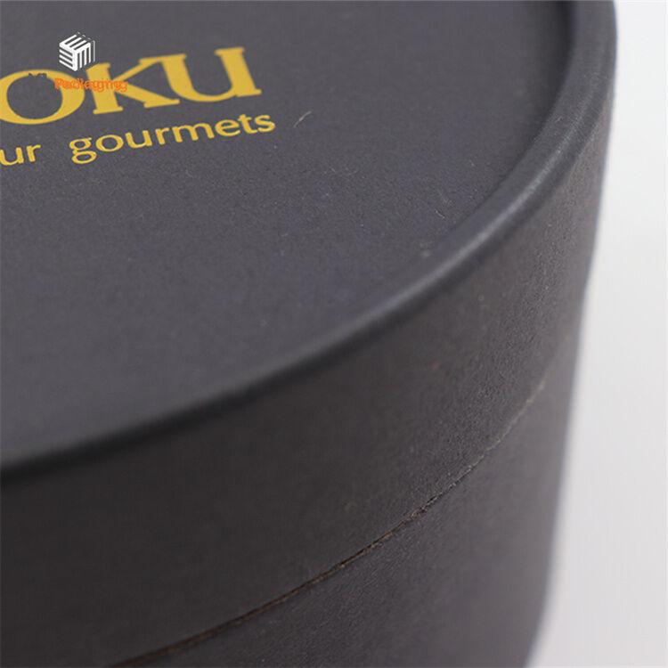 round cardboard boxes with lids detail