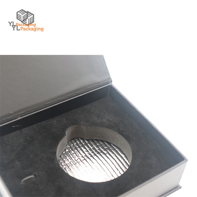 caviar presentation box inside