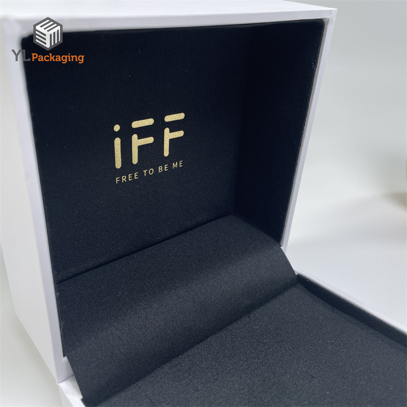 jewelry box paper inside logo