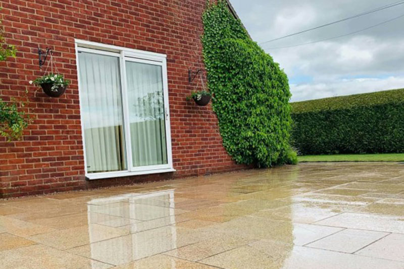 Yellow granite paving 