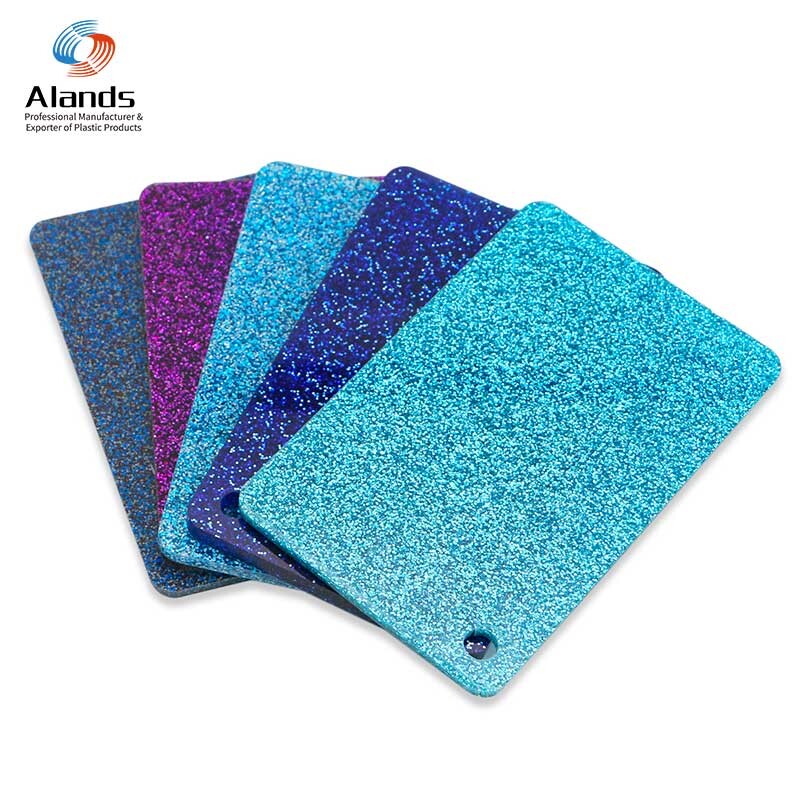 Hoja acrílica de colores brillantes con purpurina.