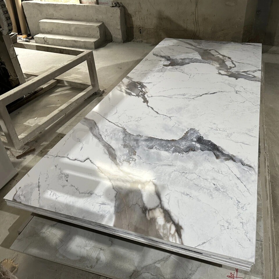 Paneles de pared de PVC con efecto mármol – Fabricante de paneles de pared decorativos de alta gama