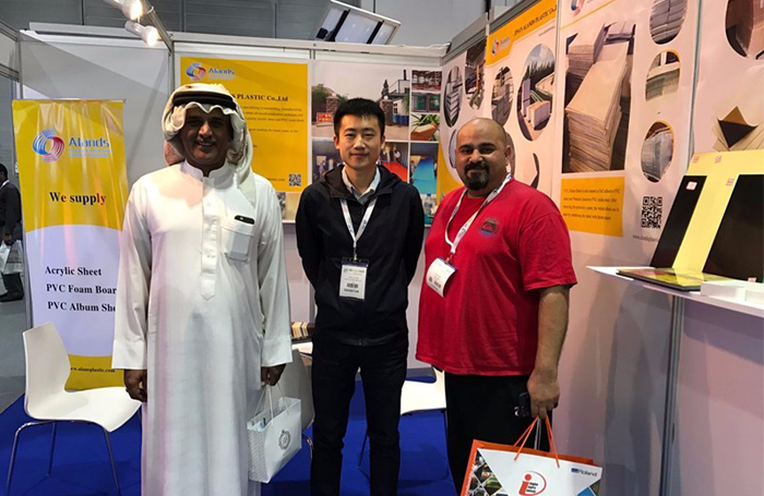 Feria de letreros SGI DUBAI 2018