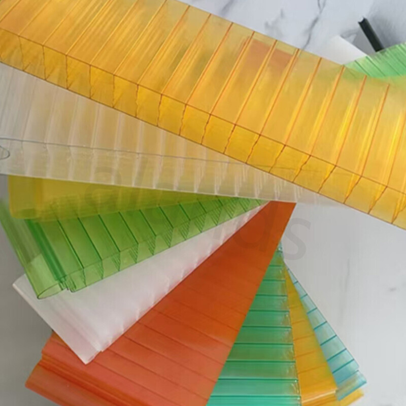 Feuille creuse colorée en polycarbonate et feuille solaire en PC