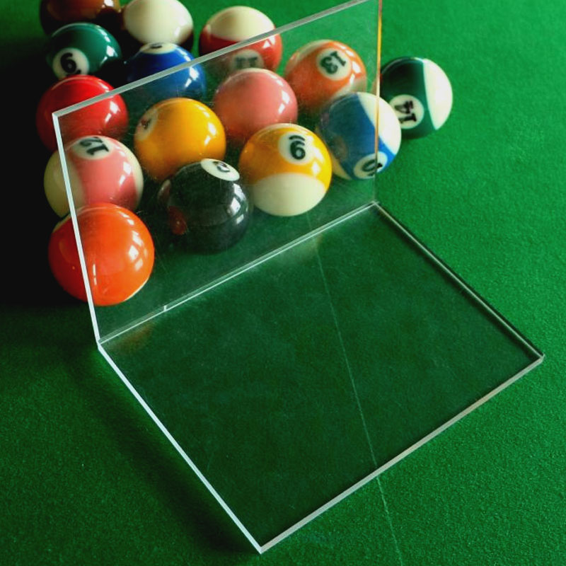 Une feuille acrylique est-elle chère ?