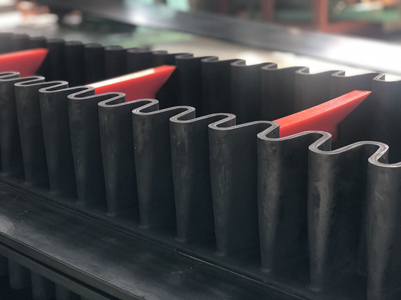 Good-looking sidewall belting from QBF