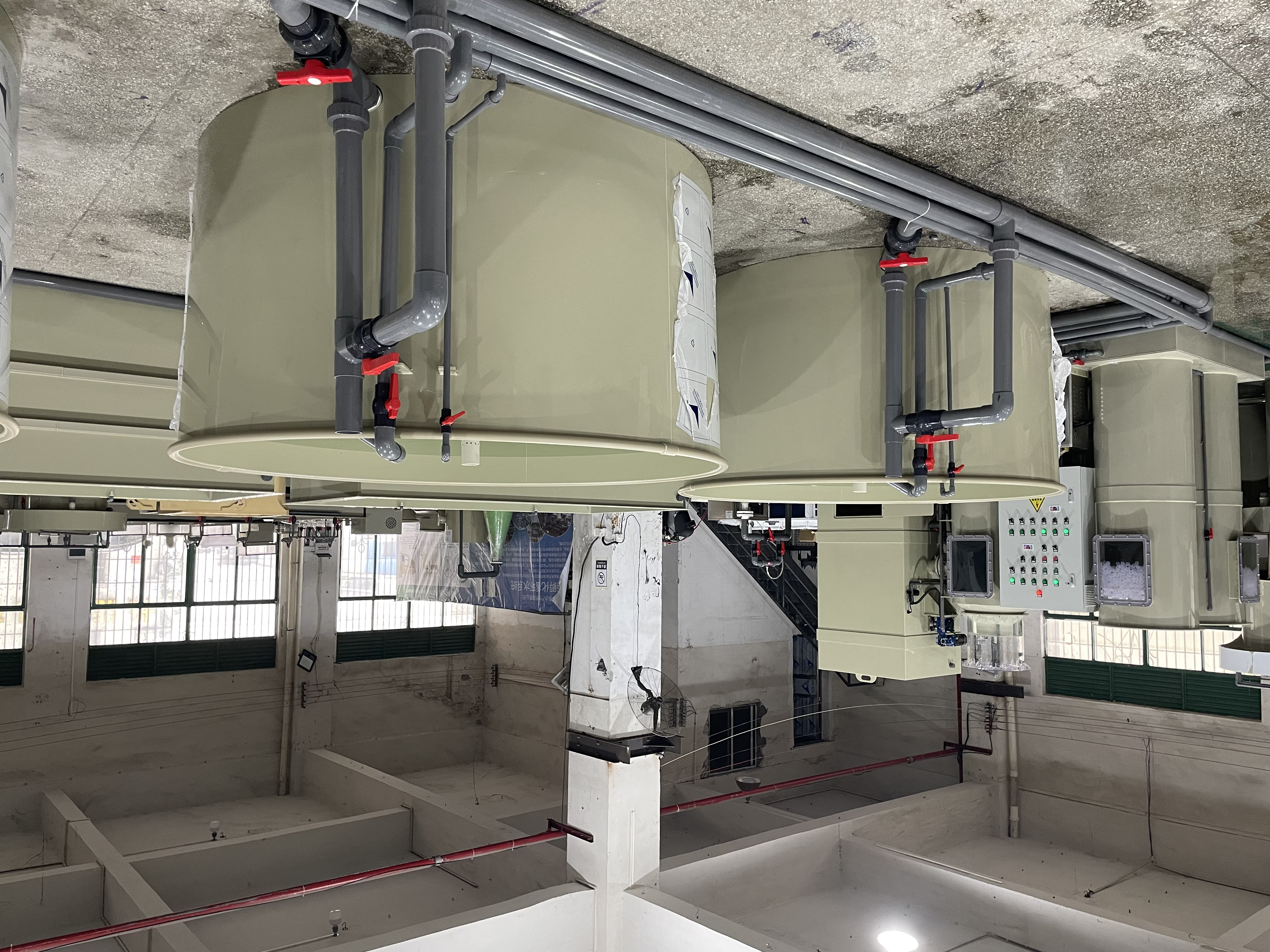 00CCB92F78E301A841AF65FE4187E238