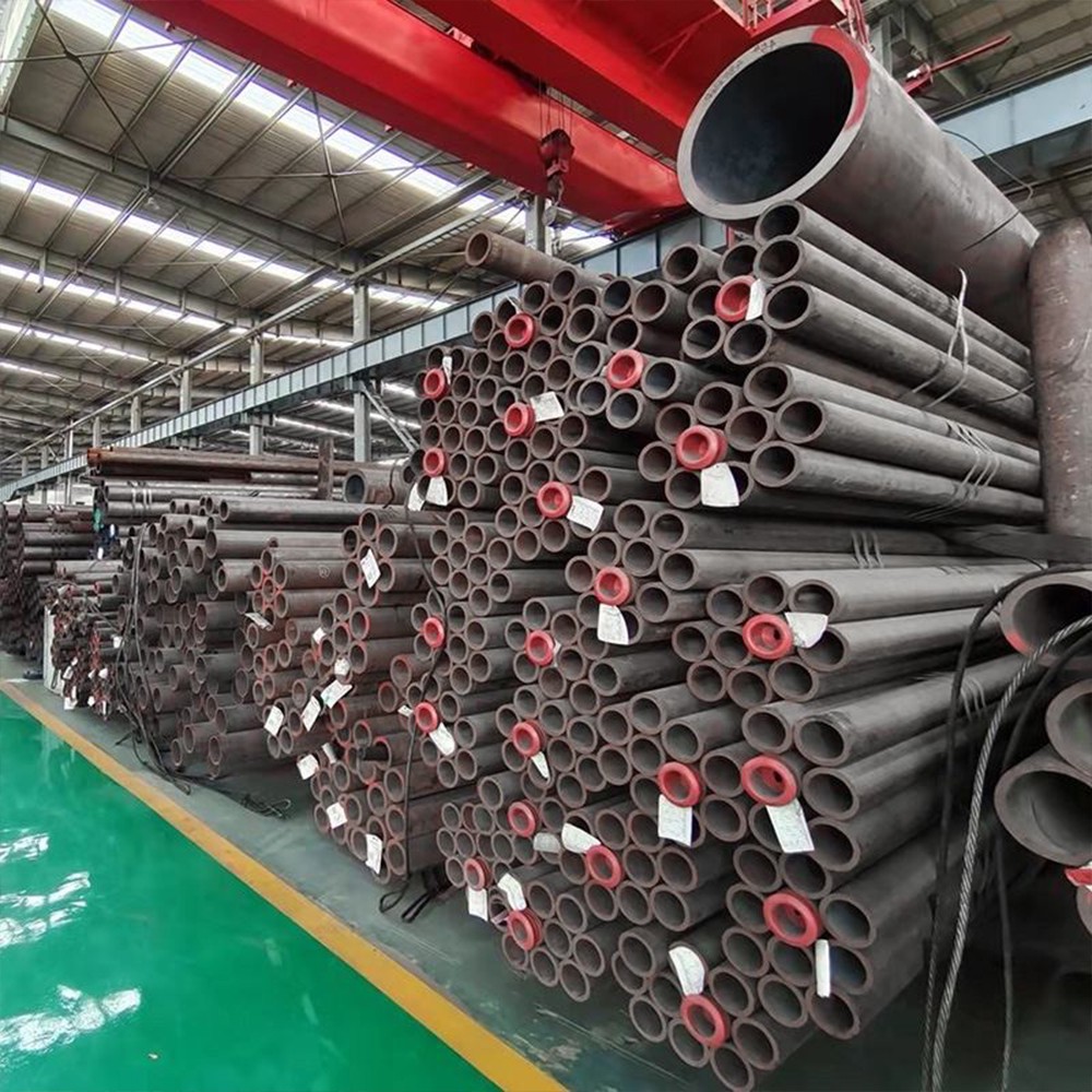 Hot Rolled Carbon Steel Seamless Pipe, OD 32-630mm