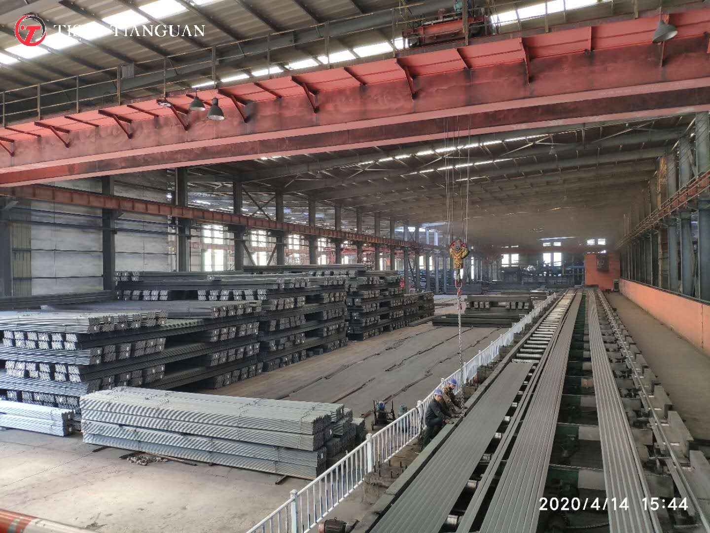 Steel rail beam plant to ensure that the export of steel rail on schedule