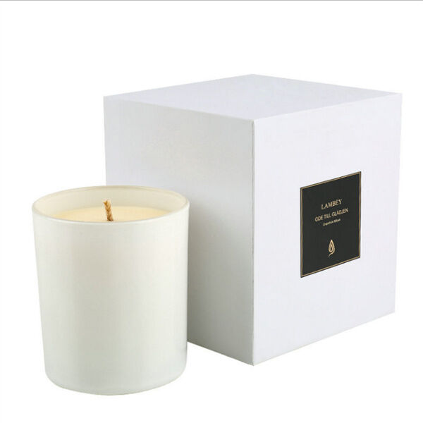 Black Jar with Gold Logo Customized Fragrance Scented Candle
