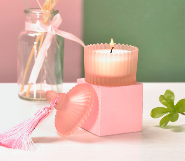 Soy wax glass scented candle with glass lid