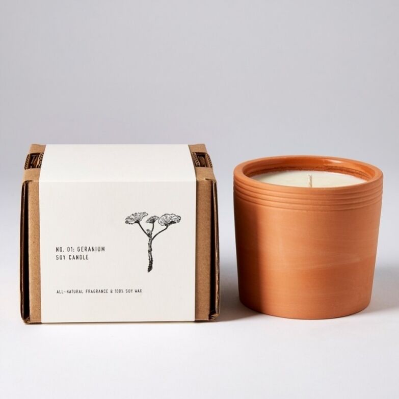 Private Label Customized Soy Wax Organic Scented Candles Pottery