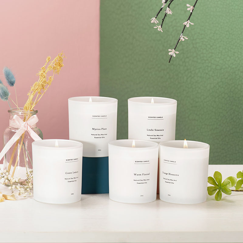 Wholesale Luxury Costumize Private Label Logo Scented Soy Candles In Jars