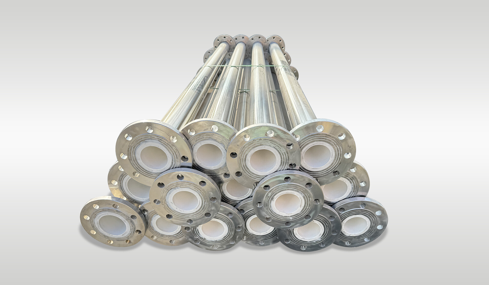 Ceramic lined pipe and fittings