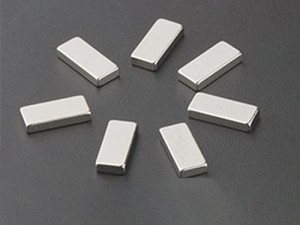 钕铁硼11-300x225.png