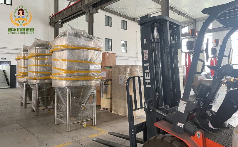 1000L beer unitank.png