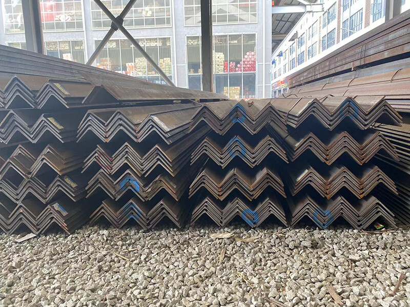 Top Selling Angel Iron/ Hot Rolled L Profile Hot Rolled Equal Unequal Steel Anglfactory Outlet Carbon / Alloy Angle Steel Structural Beam Steel Angle