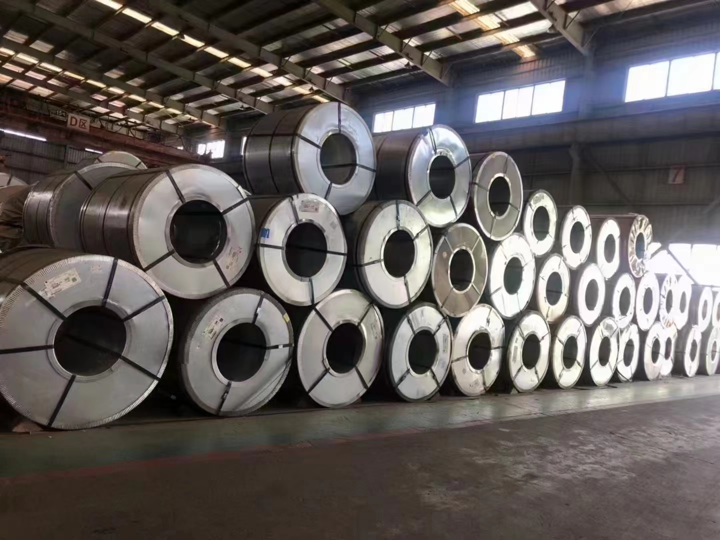 Building Material Pre-Painted Galvanized Iron Coil for Steel Roofing Sheet