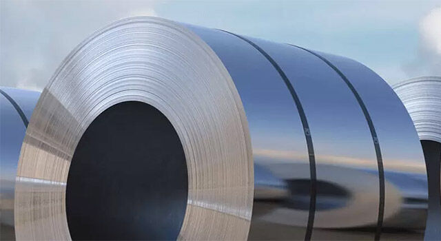 What is the diiffrernce between nickel-based alloys and stainless steel?