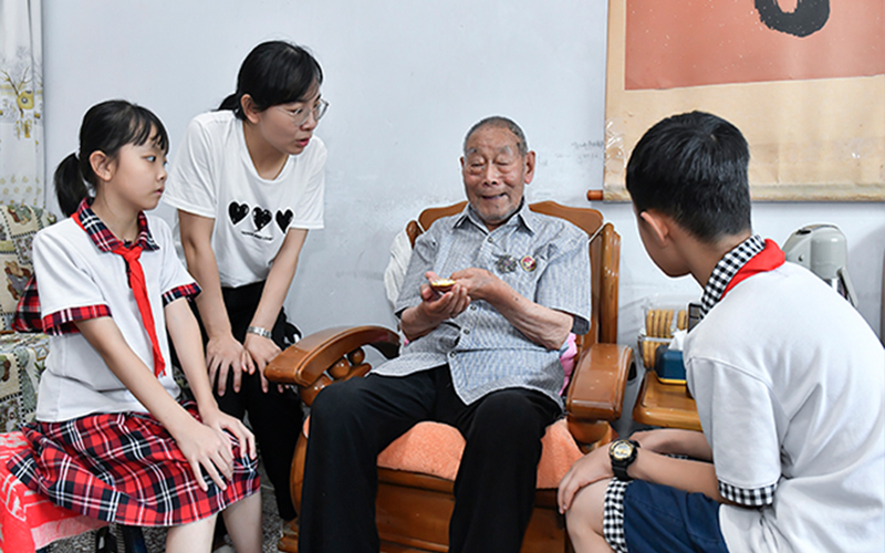 Salute, centenary veterans of the War to Resist US Aggression and Aid Korea!