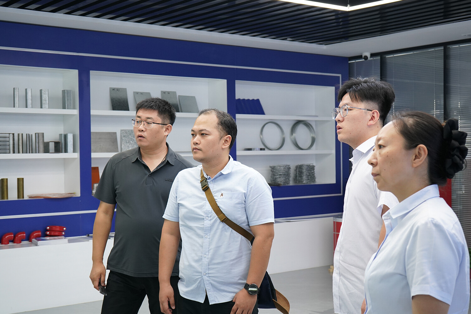 Galvanized steel coils bridge the gap of cooperation! Shandong Rio Tinto successfully partners with Indonesian clients.