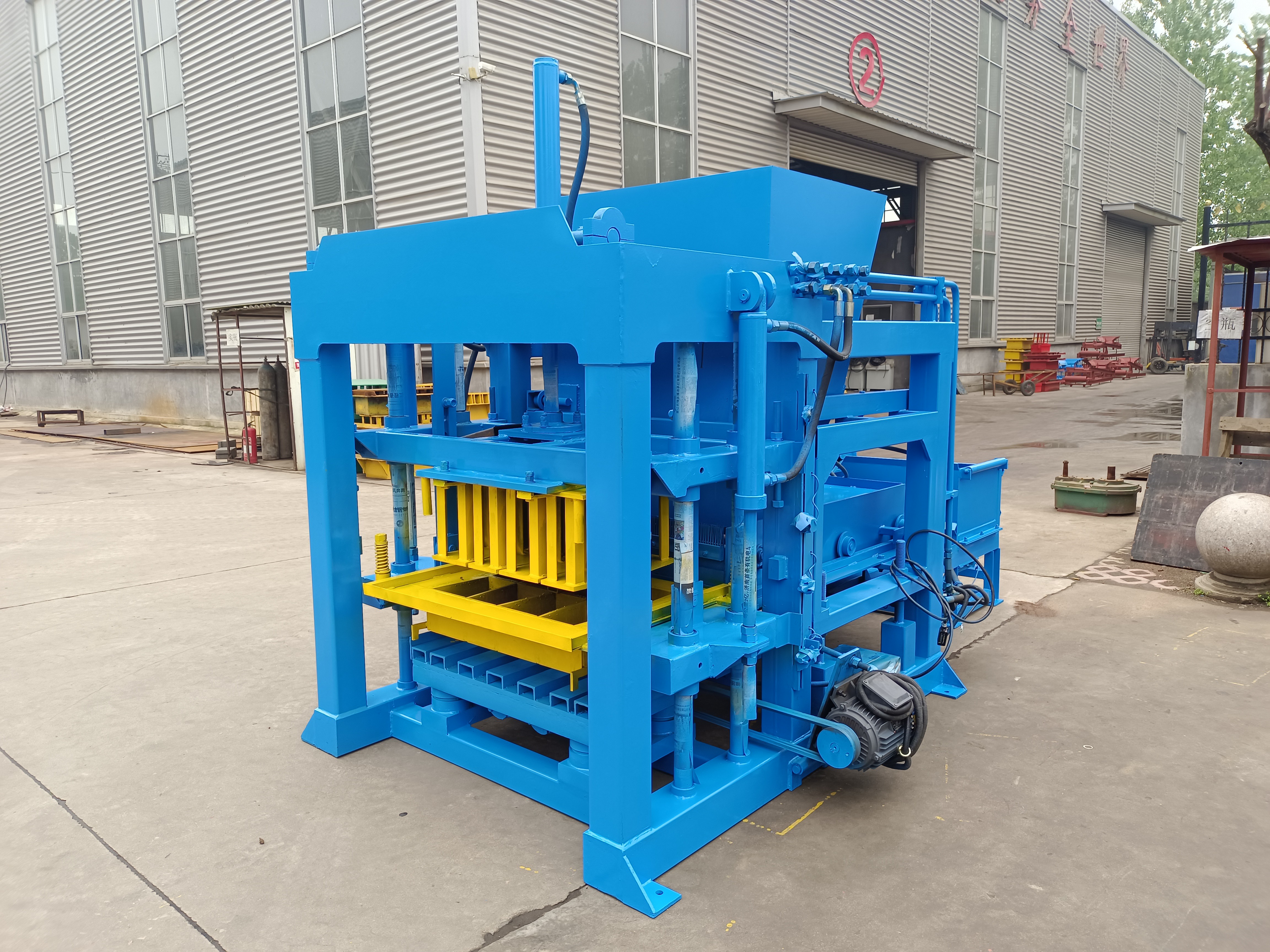 QTJ4-18 Hydraulic Full-Automatic Block Forming Machine