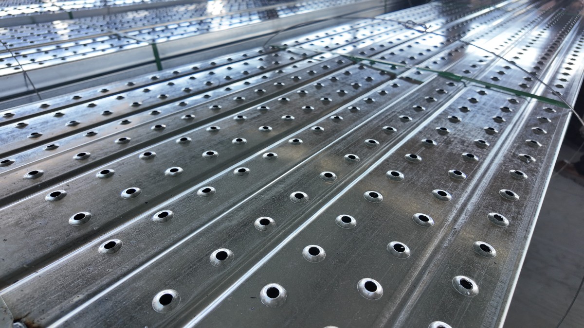 Steel springboard