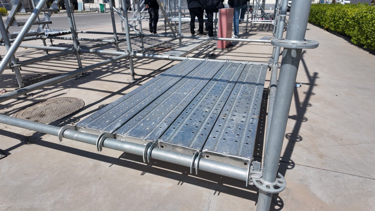 Steel springboard