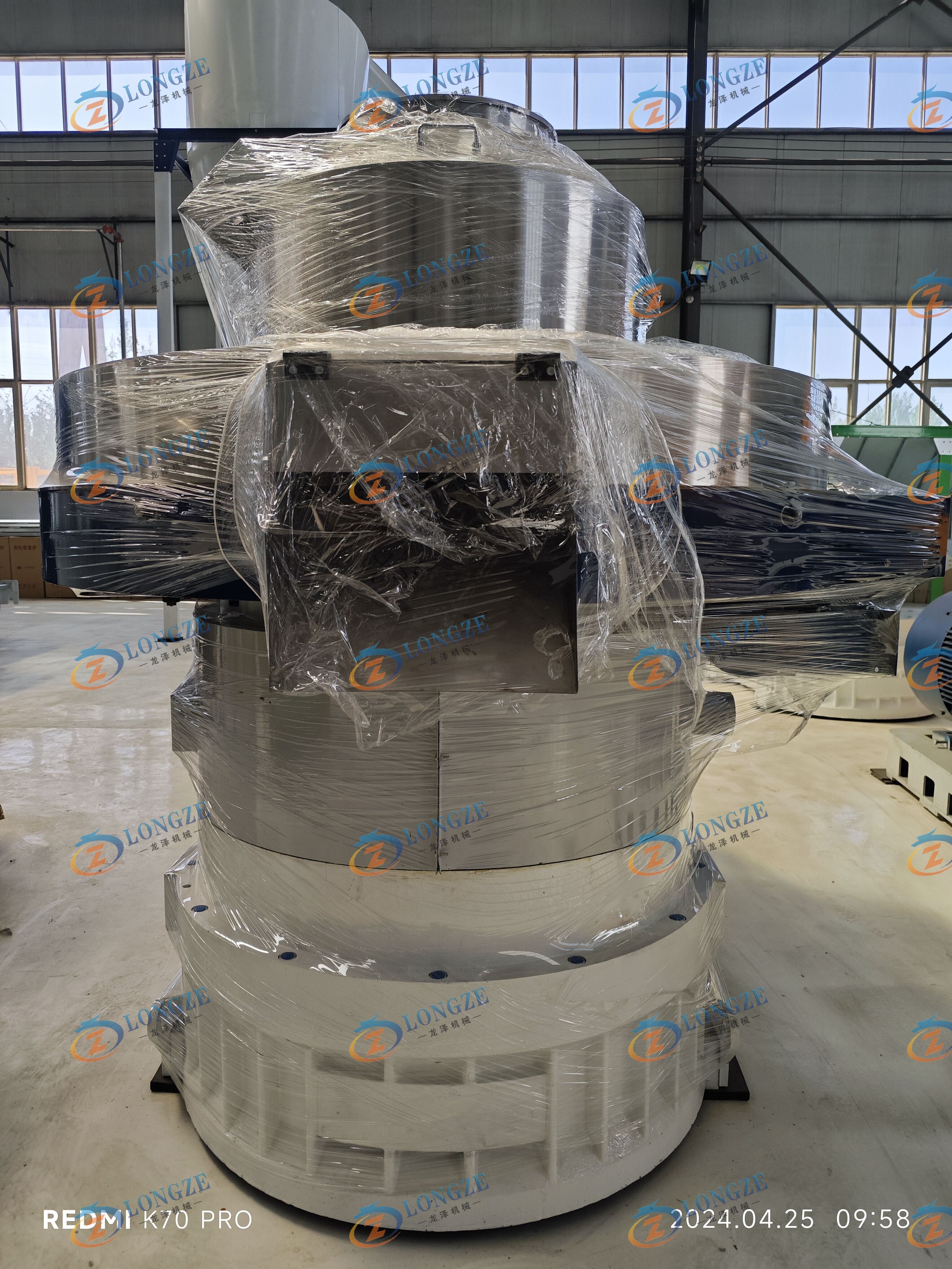 90KW XGJ560 pellet machine shipped to India