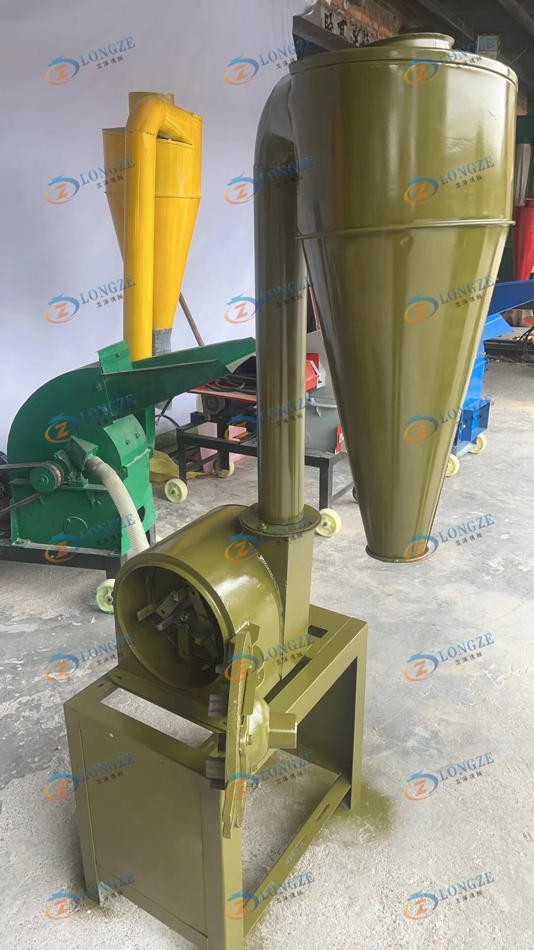 SHANDONG LONGZE CZ CORN GRINDER MACHINE EXPORT