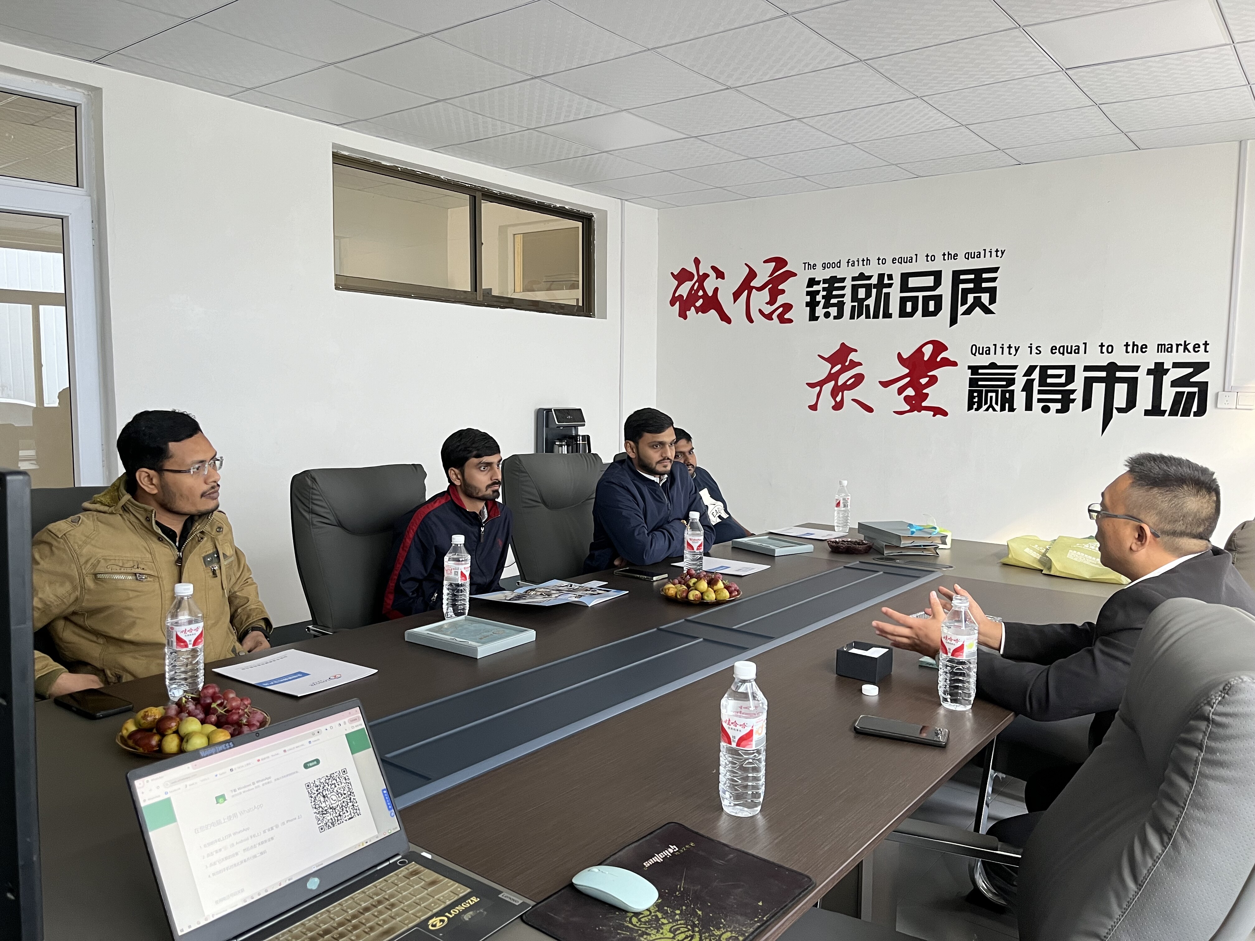 Welcome Indian customers to visit Longze Factory
