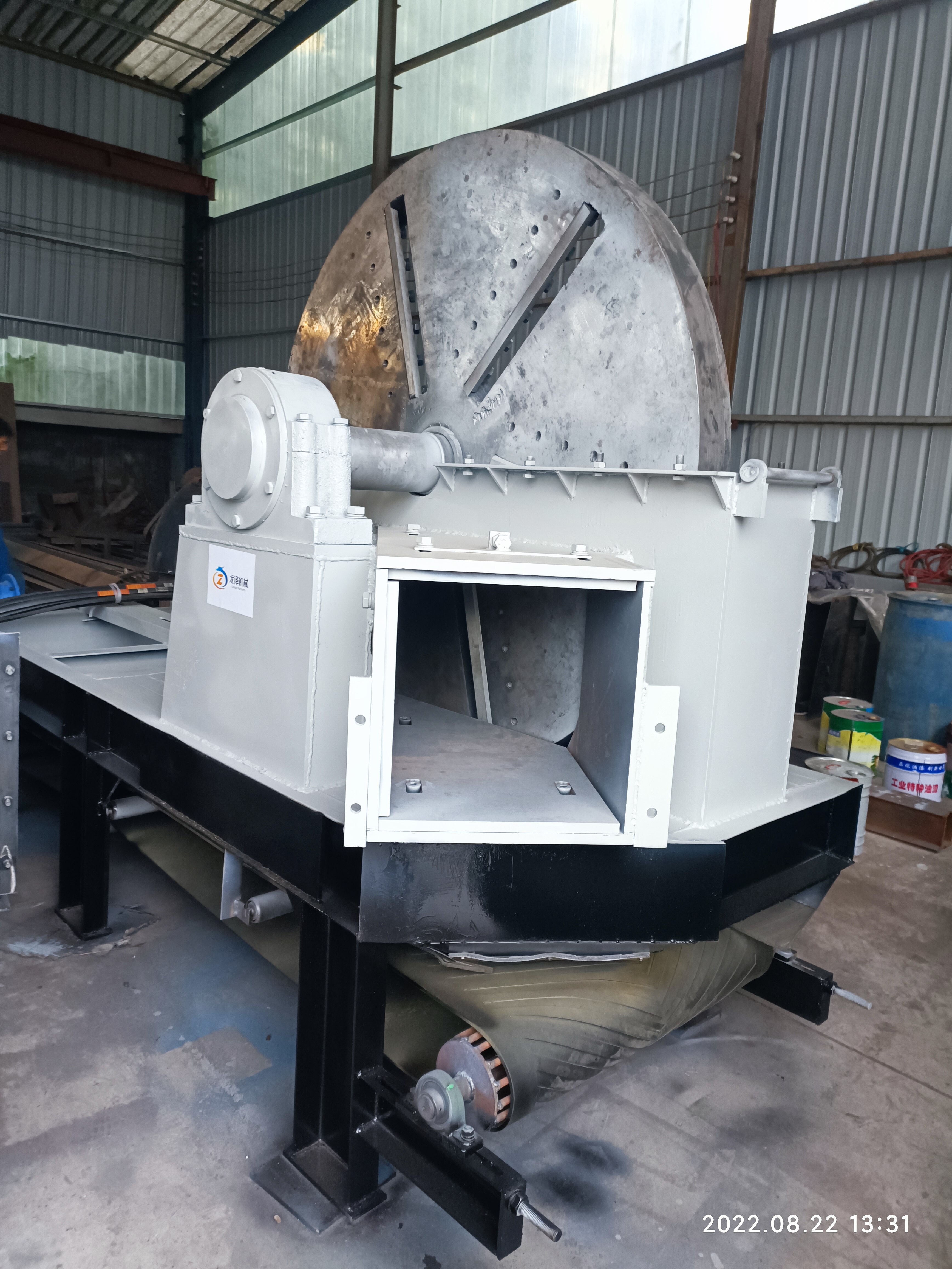 Send Foreign With GX218 Drum Wood Chipper