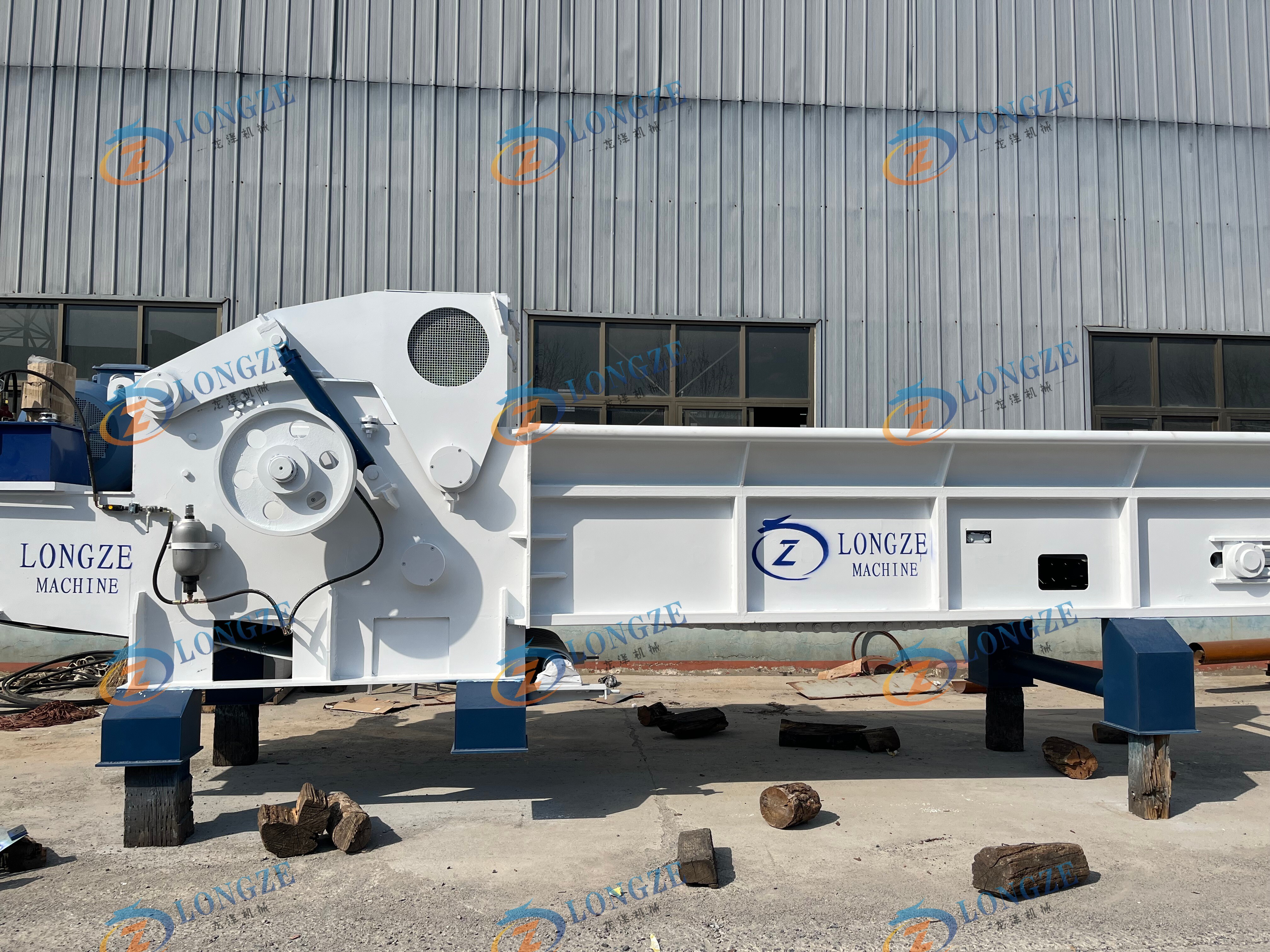 132KW large integrated crusher & 132KW pulse dust removal hammer mill join forces to create a new era of efficient crushing!
