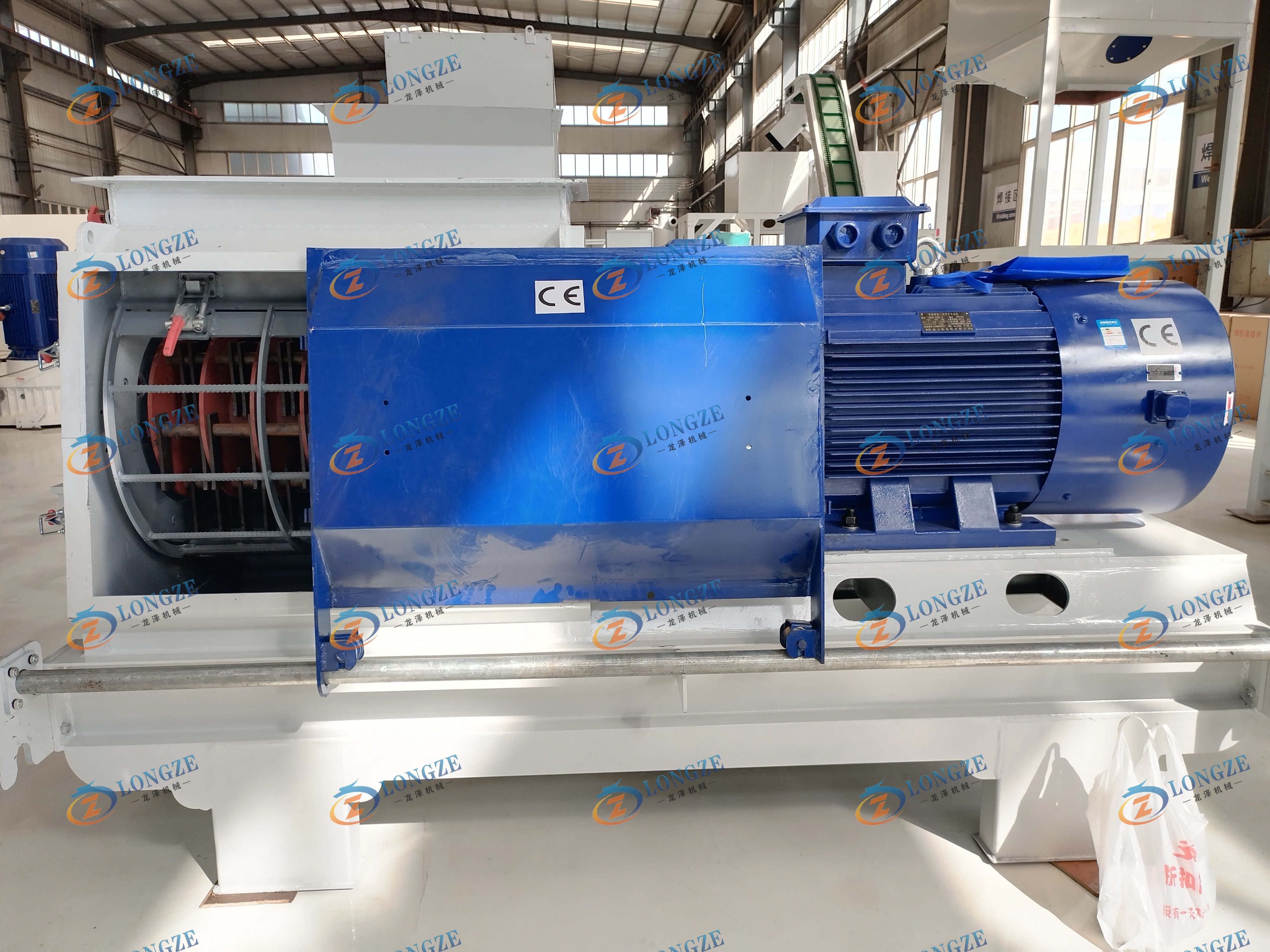 LONGZE 110KW hammer mill sent to India