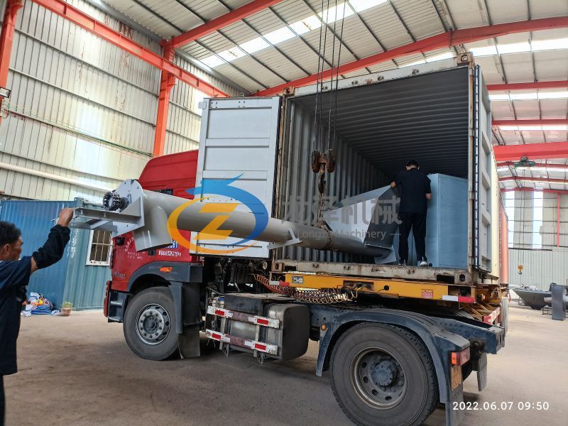 wood pellet machine loading.jpg wood pellet machine loading.jpg