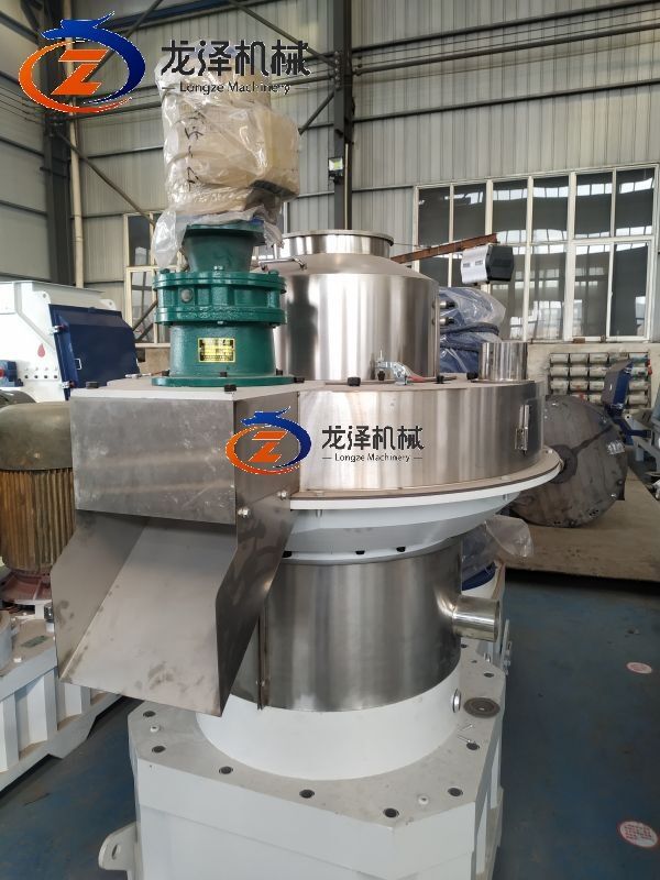 HIGH QUALITY XGJ560 RING DIE PELLET MILL SEND TO INDIA