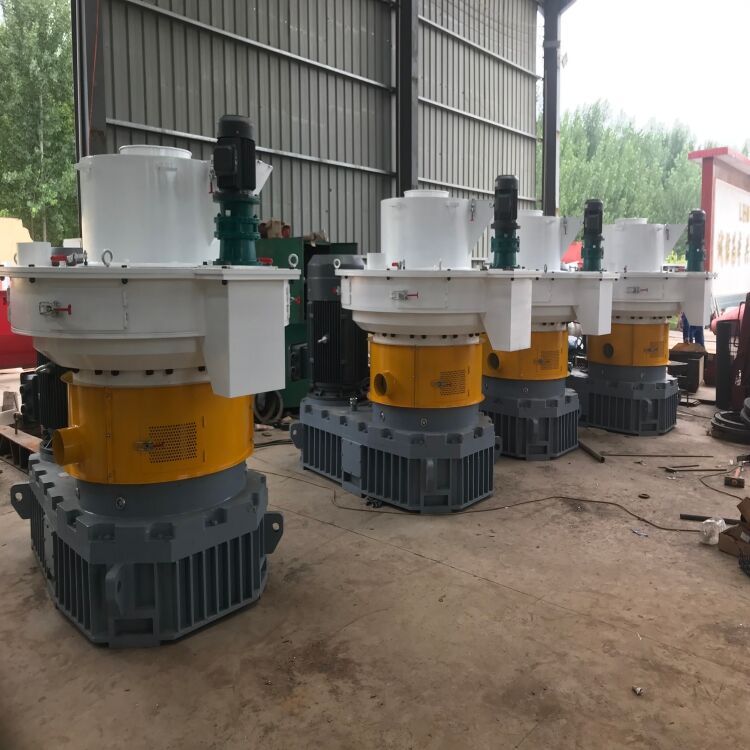LONGZE pellet machine with wooden production