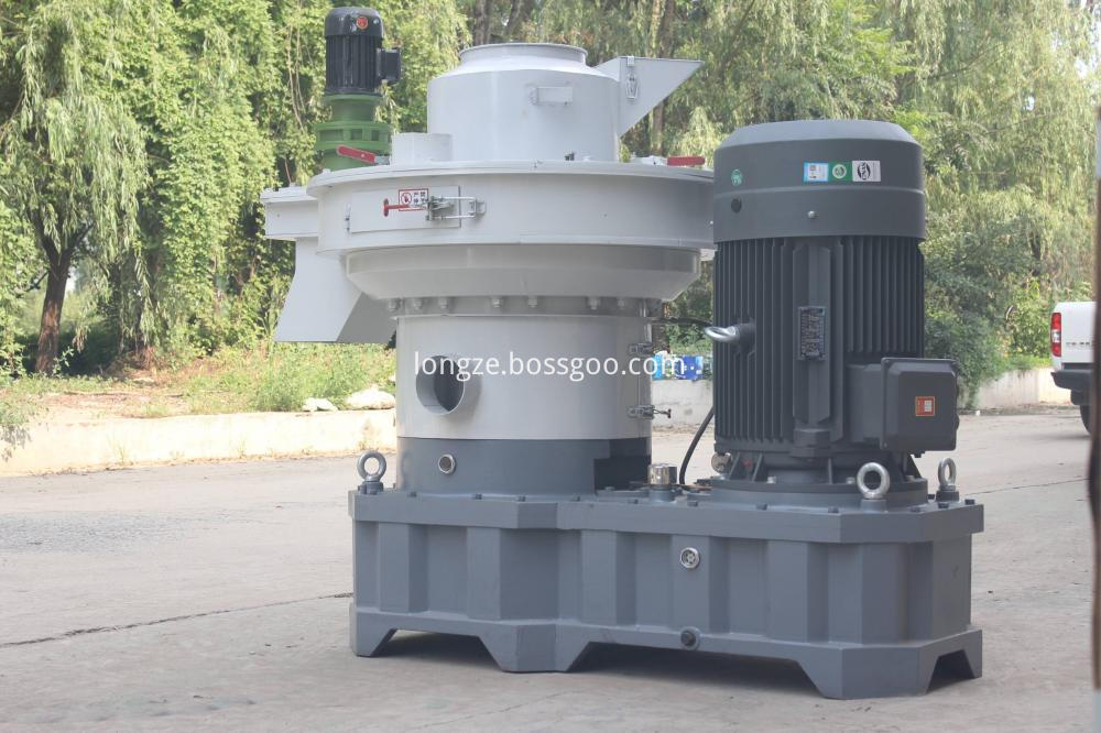 Industrial wood pelets line/wood pellet machine/biomass pellet mill line price wood pellet mill