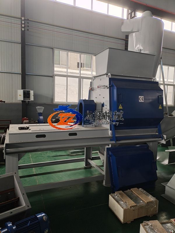 1-2T/H Capacity New Design Wood Sawdust Hammer Mill For Sale