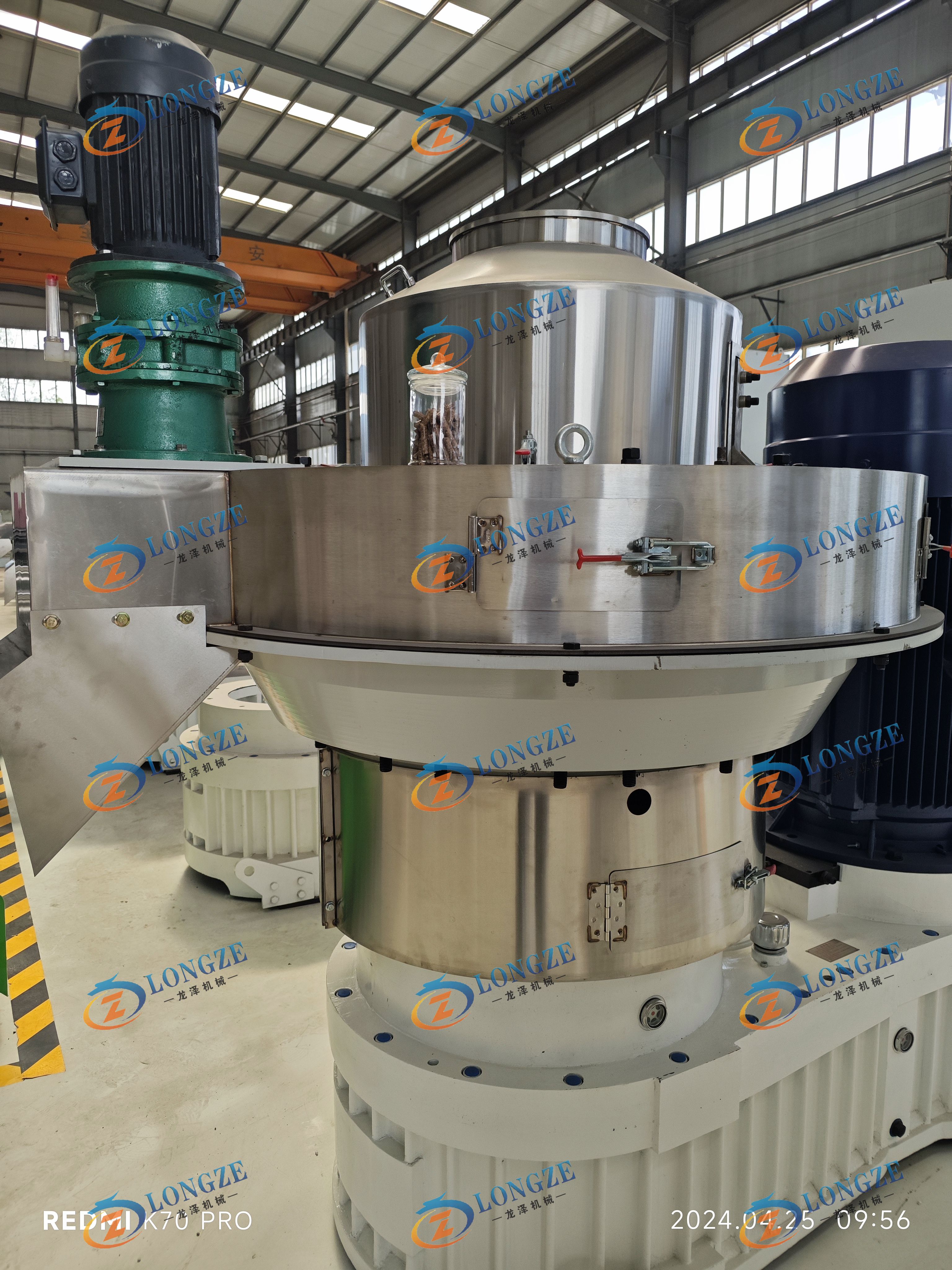 Weekly product introduction: 160kw700 biomass pellet machine