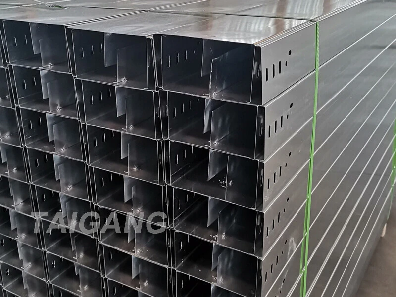Canaletas galvanizadas por inmersión en caliente