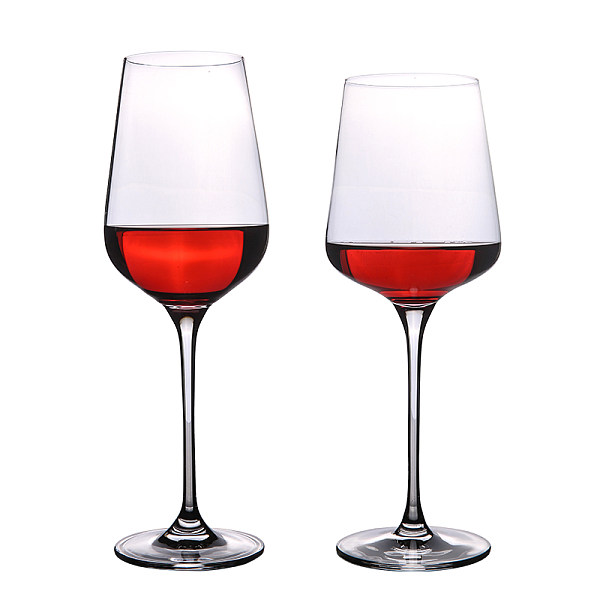 Four integrated stretch red wine glasses