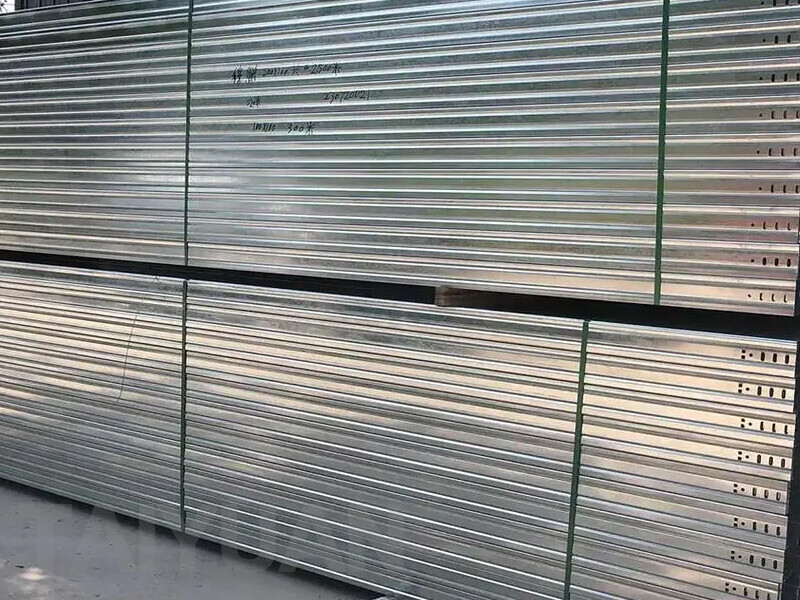 Hot Dip Galvanised Trunking