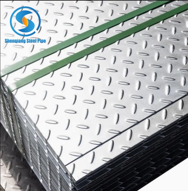 Stainless steel checkered plate