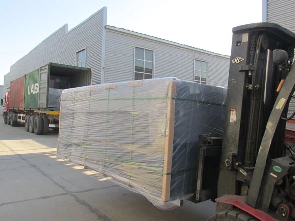 Curvy Welded Fence 04 3