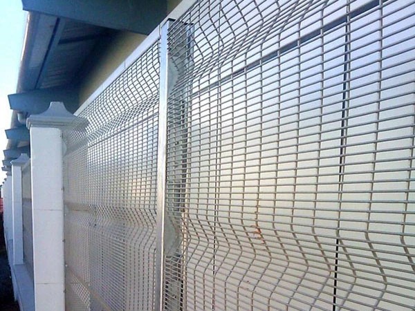 358 High Security Fence 01 4