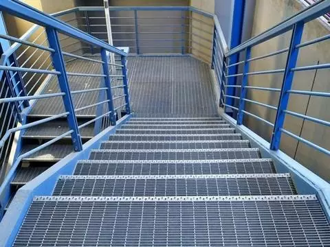 Safety Step Bar Grating
