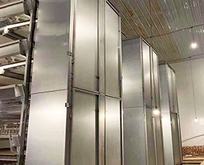 What are the disadvantages of broiler chicken cage