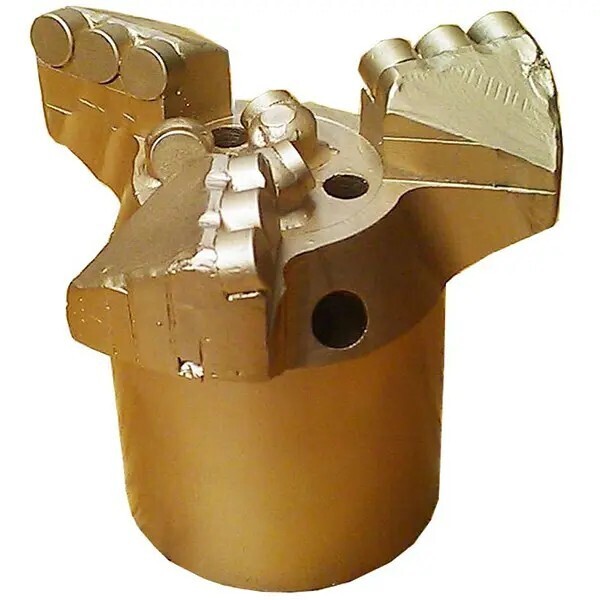 PDC drag drill bit