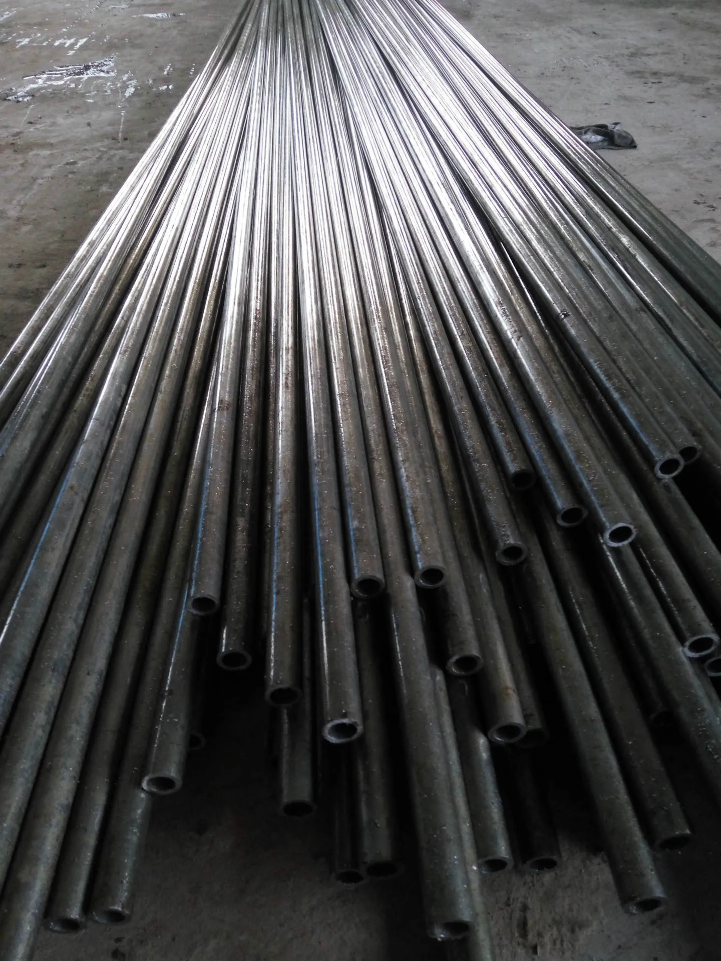 Cold drawn seamless pipe
